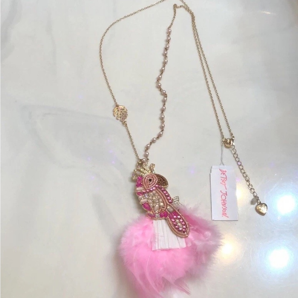 Betsey Johnson bird Pink Feather necklace